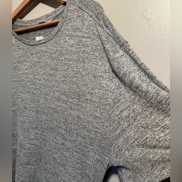 Gap Gray Short Sleeve Tie Wrap Around Tee NWT - Picture 10 of 12